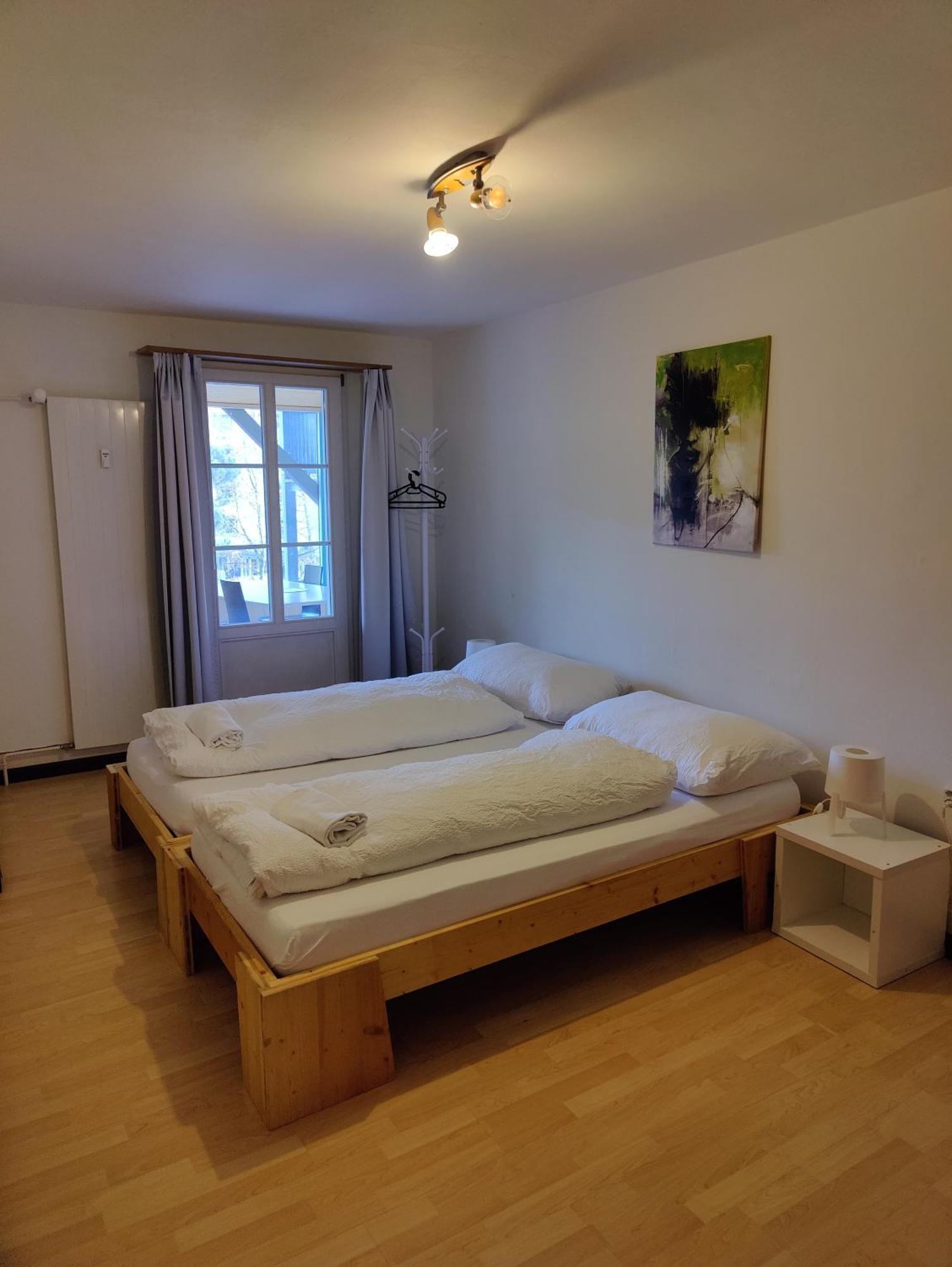 Downtown Apartments Interlaken Room photo