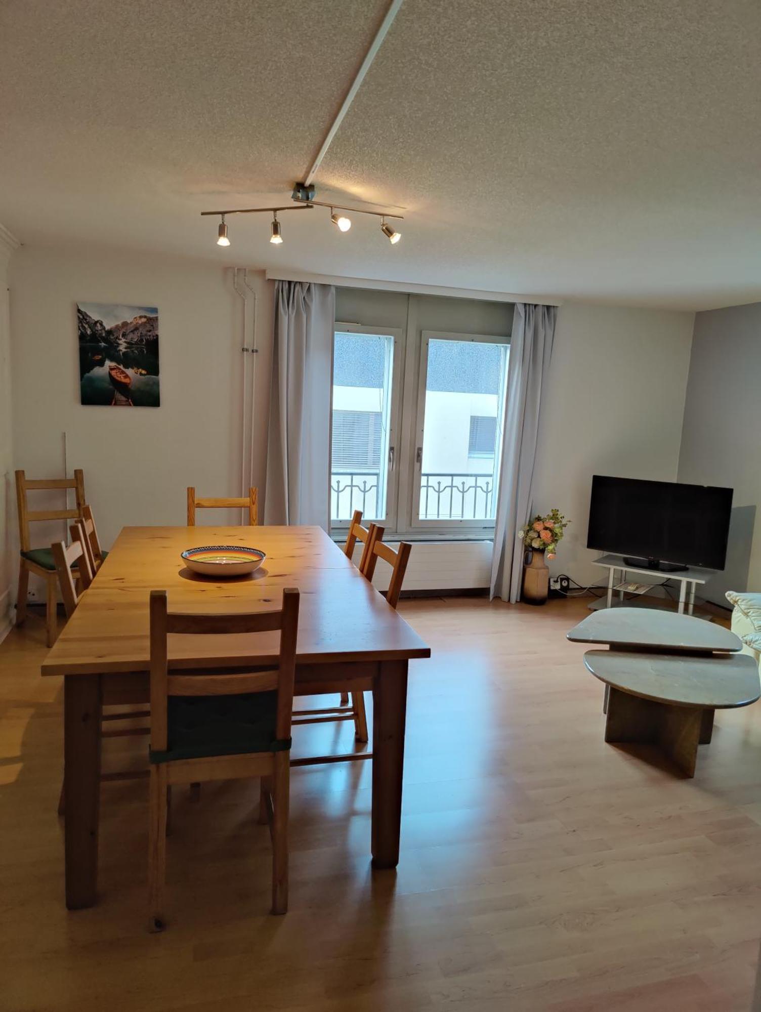 Downtown Apartments Interlaken Room photo