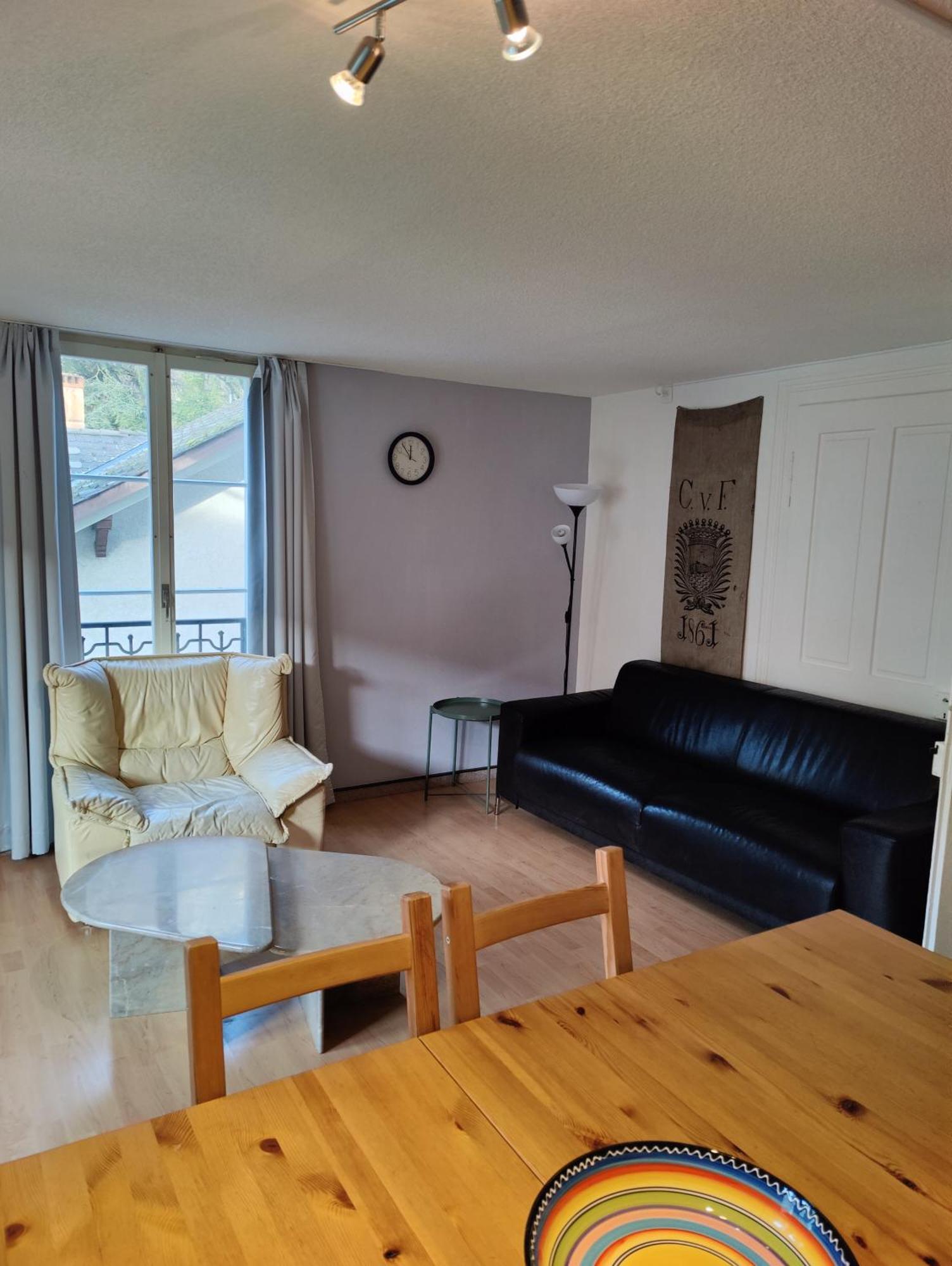 Downtown Apartments Interlaken Room photo